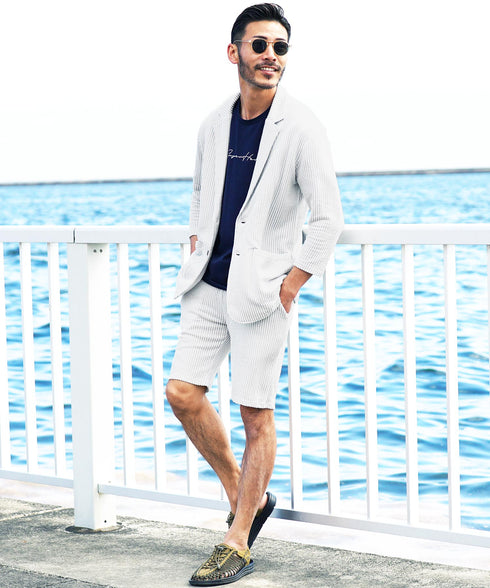 ホワイト×グレー MODEL : GO 180cm 66kg Lsize