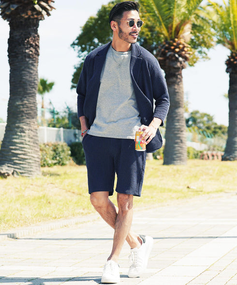 ネイビー MODEL : GO 180cm 66kg Lsize