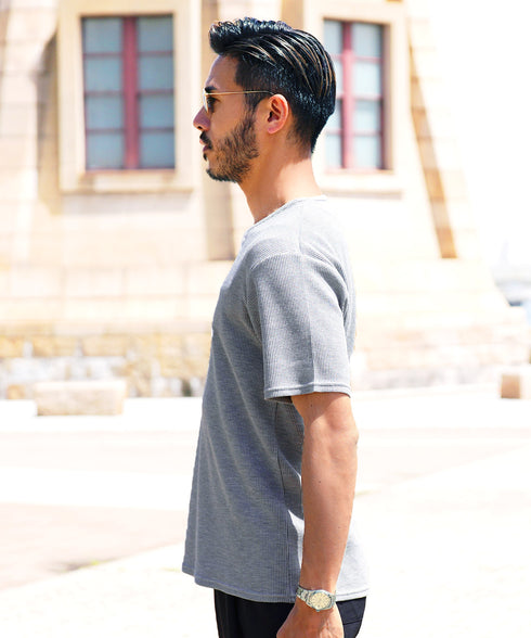 ワッフルVネックT