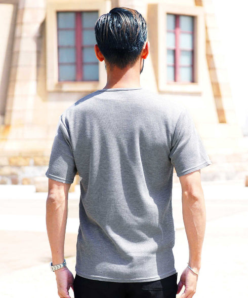 ワッフルVネックT