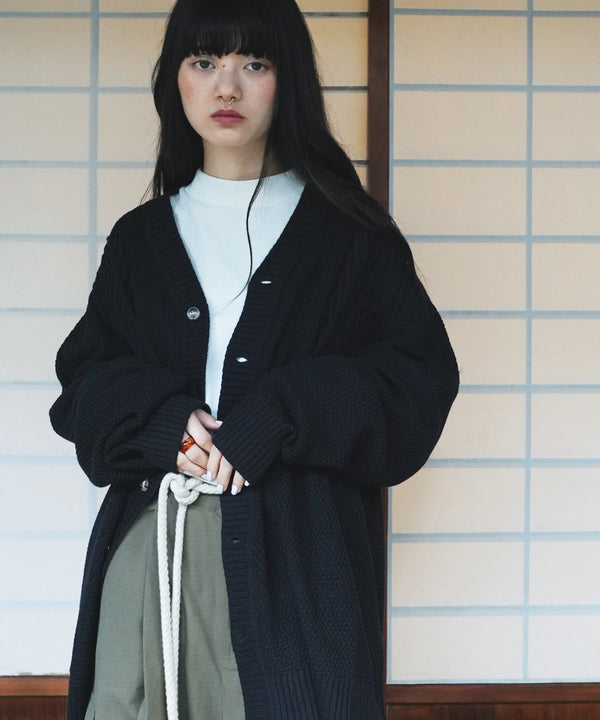 H165 / 着用サイズ: M ブラック