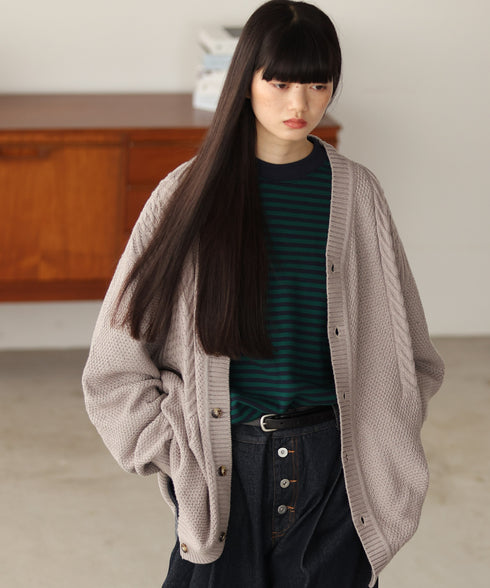 H165 / 着用サイズ: M グレイッシュベージュ