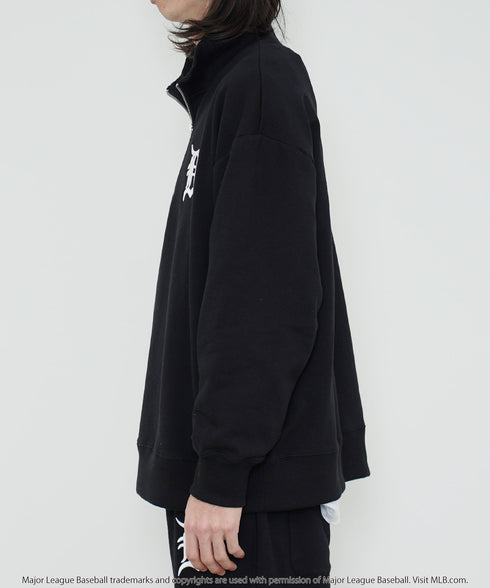 H183 / 着用サイズ: FREE タイガースブラック