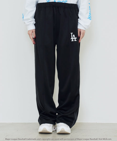 H163 / 着用サイズ: M ドジャースブラック