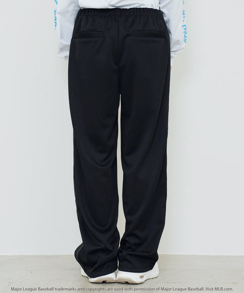 H163 / 着用サイズ: M ドジャースブラック