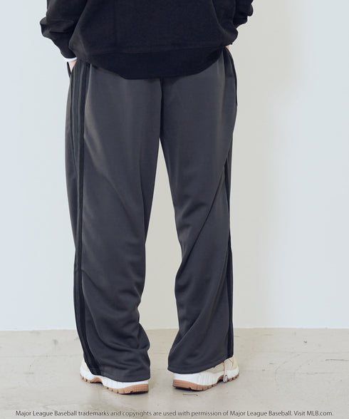 H180 / 着用サイズ: L ドジャースチャコール