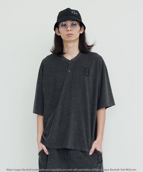 H183 / 着用サイズ: FREE タイガースチャコール