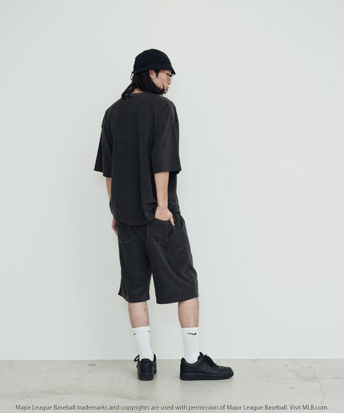 H183 / 着用サイズ: FREE タイガースチャコール