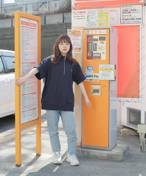 H153 / 着用サイズ: M ネイビー