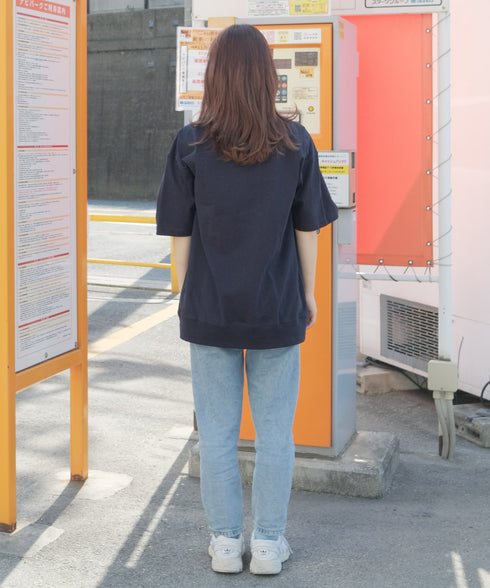 H153 / 着用サイズ: M ネイビー