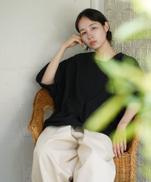 H166 / 着用サイズ: L ブラック