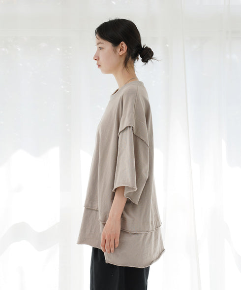 H166 / 着用サイズ: L グレイッシュベージュ