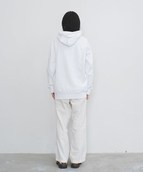 H167 / 着用サイズ: M White / Juniper