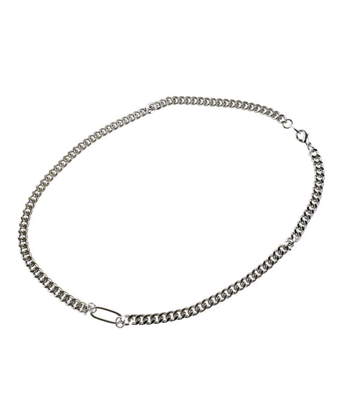 チェーンネックレス