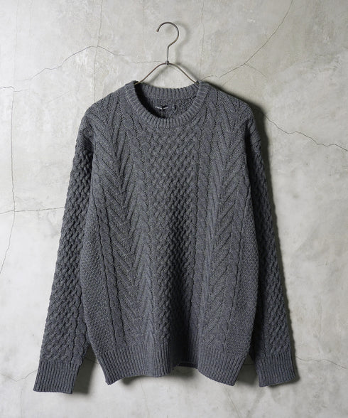 チャコールグレー