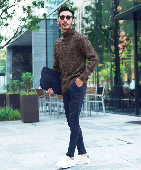 ブラウン MODEL : GO 180cm 66kg Lsize