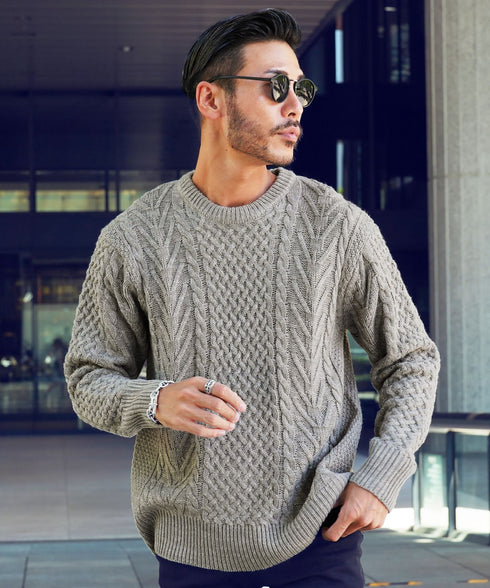 グレージュ MODEL : GO 180cm 66kg Lsize