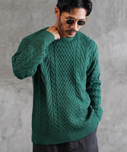 グリーン MODEL : GO 180cm 66kg Lsize