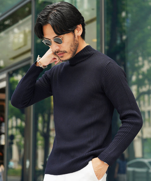 Cネイビー MODEL : GO 180cm 66kg Lsize