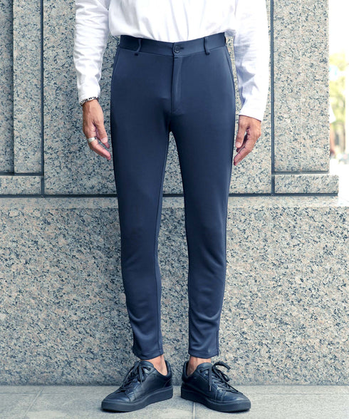 【カラー:ネイビー】着用モデル:180cm 66kg、着用Lサイズ