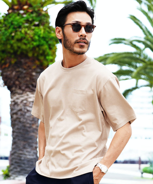 グレージュ MODEL : GO 180cm 66kg Lsize