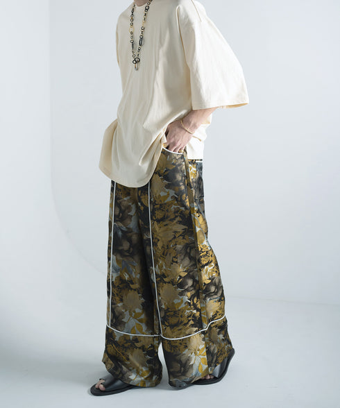 H178 / 着用サイズ: L*ベージュ トップス:217674