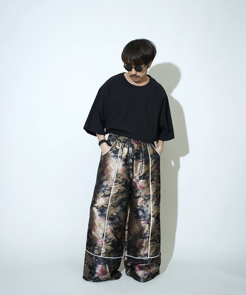 H163 / 着用サイズ:S グレー 着用トップス:217646