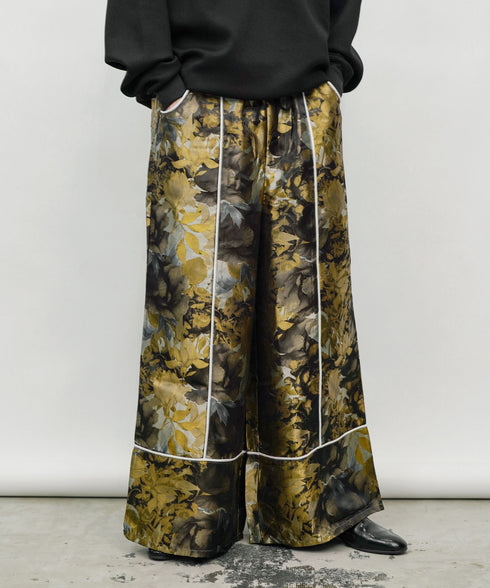 H177 / 着用サイズ:L ベージュ 着用トップス:218715