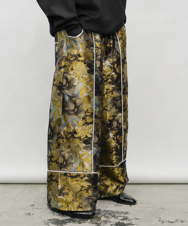 H177 / 着用サイズ:L ベージュ 着用トップス:218715