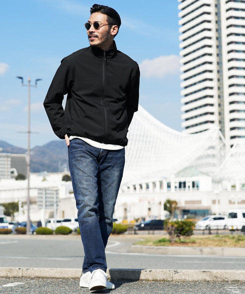 ブラック(スタンドカラー) MODEL : GO 180cm 66kg Lsize