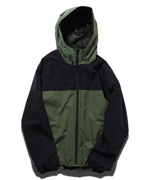 カーキ×ブラック(パーカー) MODEL : GO 180cm 66kg Lsize