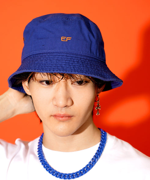 ロイヤルブルー 169cm/53kg 着用サイズL