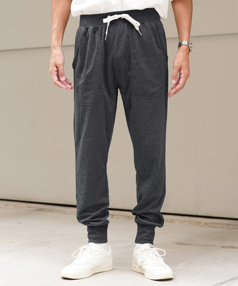 チャコールグレー MODEL : GO 180cm 66kg Lsize