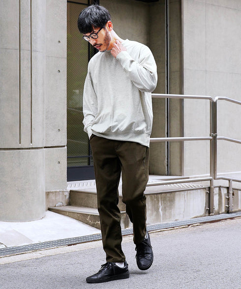 オートミール MODEL : GO 180cm 66kg Lsize