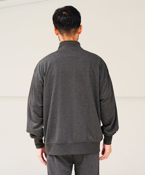 杢チャコールグレー MODEL : GO 180cm 66kg Lsize