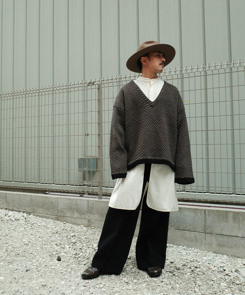 H163 / 着用サイズ:S ブラック系その他