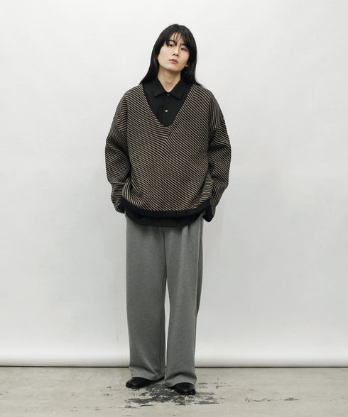 H177 / 着用サイズ:M ブラック系その他着用インナー:218707 着用ボトムス:218713