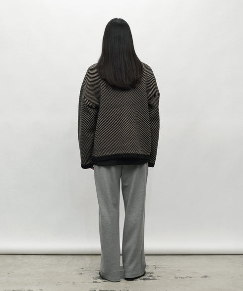 H177 / 着用サイズ:M ブラック系その他着用インナー:218707 着用ボトムス:218713