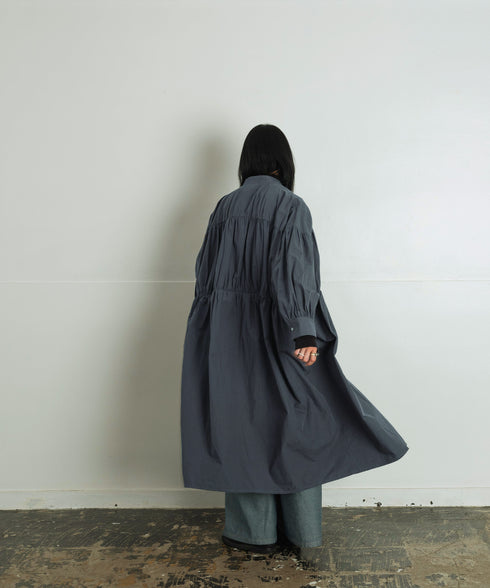 H167 / 着用サイズ: M ネイビー
着用ボトムス:217152