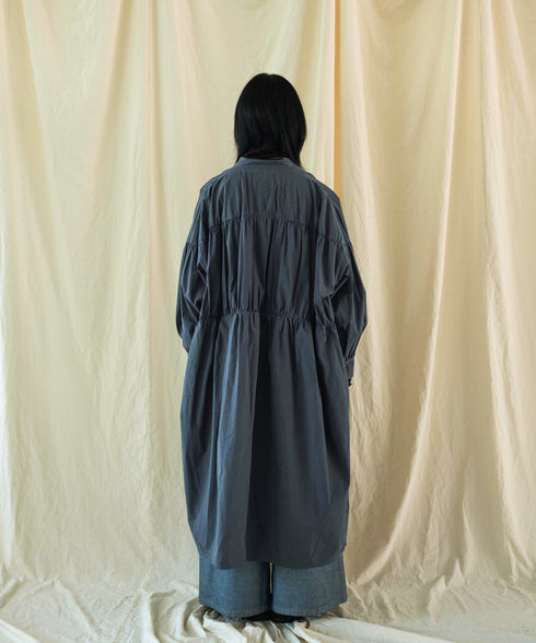 H167 / 着用サイズ: M ネイビー
着用ボトムス:217152