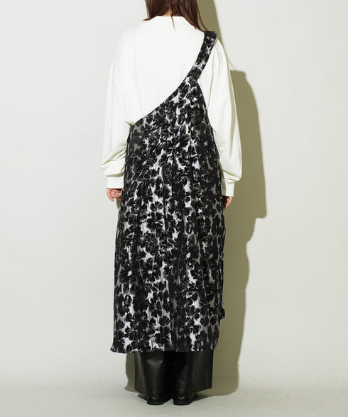 H161 / 着用サイズ: S ブラック 着用ボトムス:217164