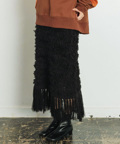 H167 / 着用サイズ: FREE ベージュ
着用トップス:217151