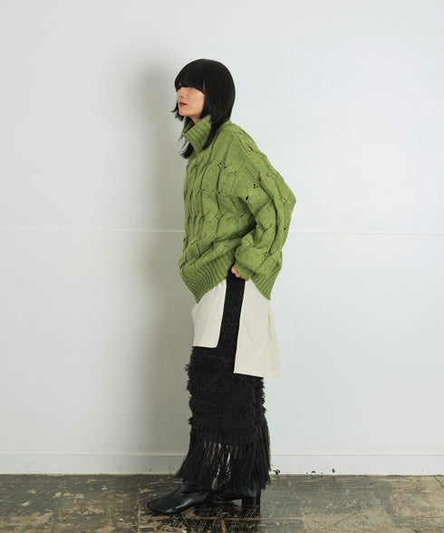 H167 / 着用サイズ: FREE ベージュ
着用トップス:217162 インナー:217170