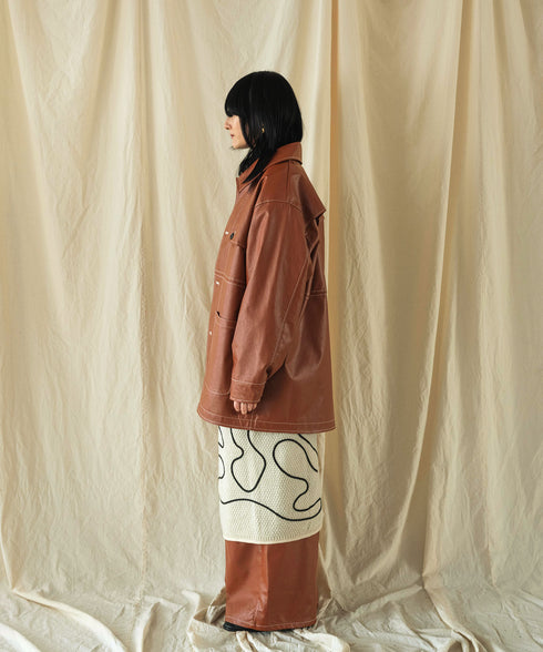 H167 / 着用サイズ: M ブラウン
着用ニット:217162 スカート:217151 ボトムス:217164