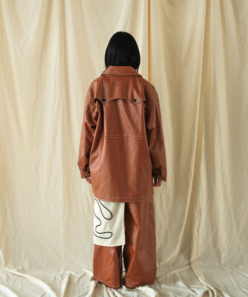 H167 / 着用サイズ: M ブラウン
着用ニット:217162 スカート:217151 ボトムス:217164