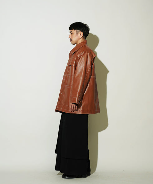 H163 / 着用サイズ: S ブラウン
着用シャツ:217159 ボトムス:217165