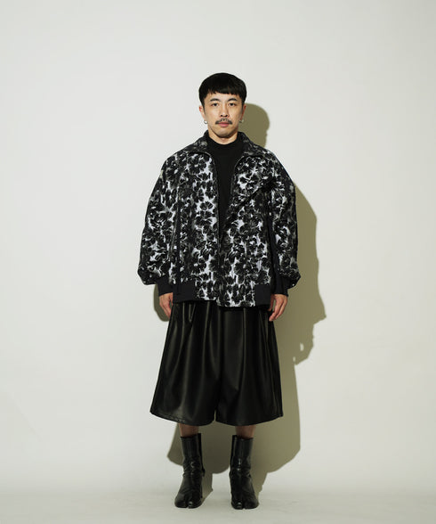 H163 / 着用サイズ: S ブラック