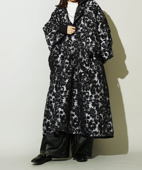 H161 / 着用サイズ: S ブラック
着用ボトムス:217154・217164