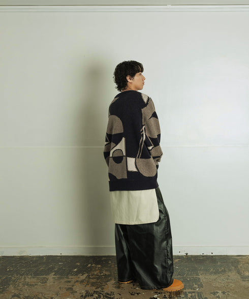 H175 / 着用サイズ: L ブラック 着用インナー:217170 パンツ:217164