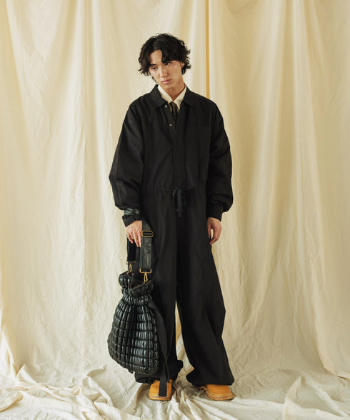 H175 / 着用サイズ: L ブラック
着用バッグ:216864